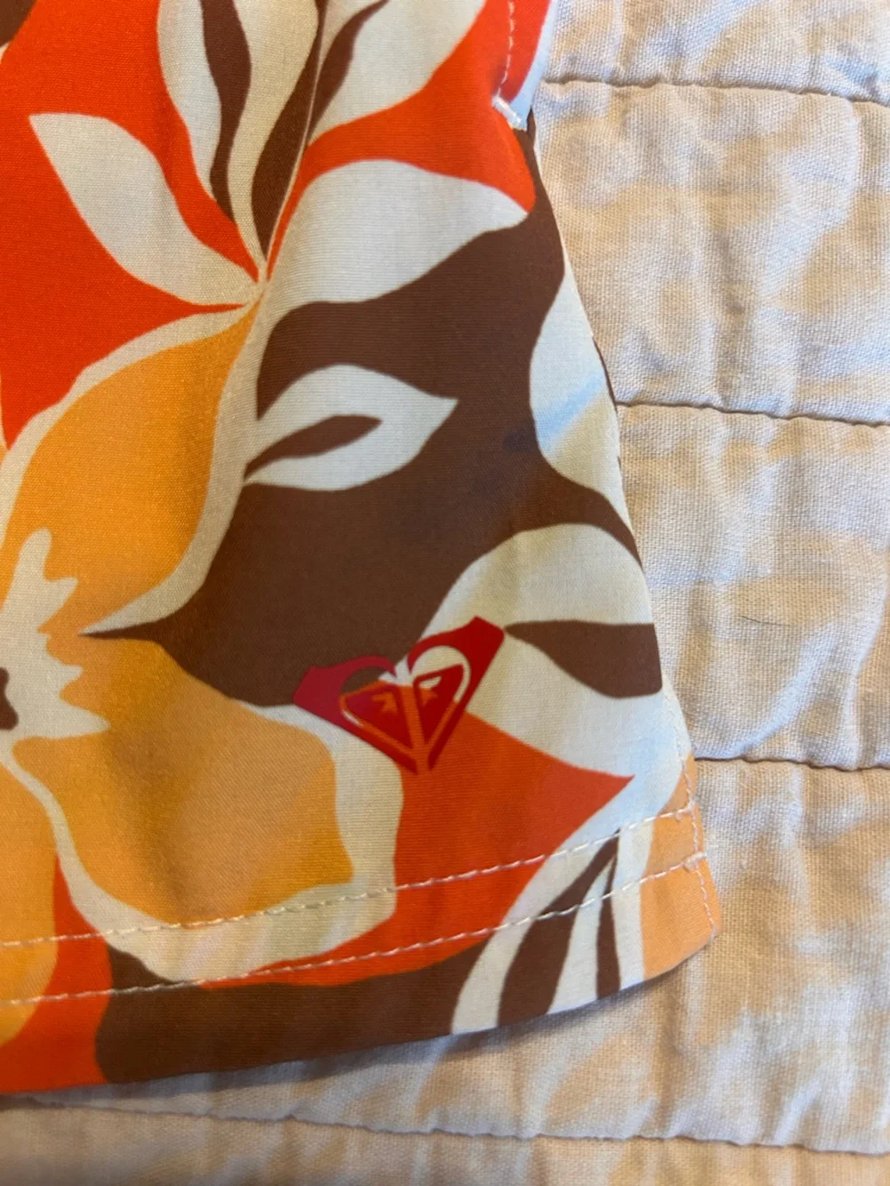 Roxy Orange Brown Floral Board Shorts Size Medium - Picture 9 of 12
